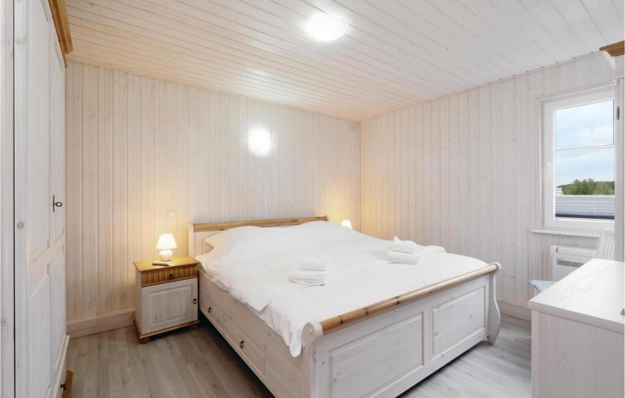 Stunning home in Zerpenschleuse with 2 Bedrooms&WiFi Buitenkant foto